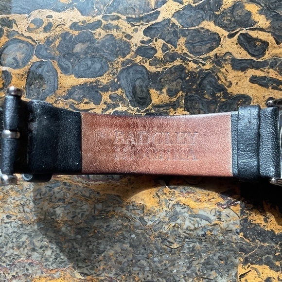 BADGLAY MISCHKA RHINESTONE DESIGN STAINLESS STILL WATCH - Picture 7 of 11